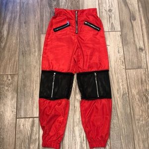 Very trendy cute pants!